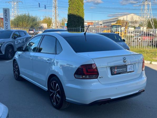 Volkswagen Polo V Рестайлинг с пробегом 2016 года, цена 1 090 000 рублей, 158900 км, седан, Автокод Объявления