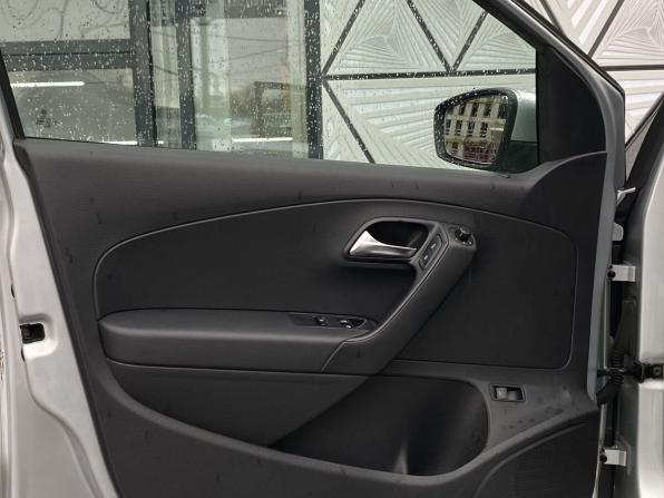 Volkswagen Polo V с пробегом 2011 года, цена 619 000 рублей, 191208 км, седан, Автокод Объявления