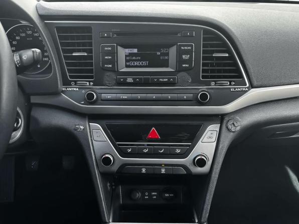 Hyundai Elantra VI (AD) с пробегом 2018 года, цена 1 166 000 рублей, 169164 км, седан, Автокод Объявления