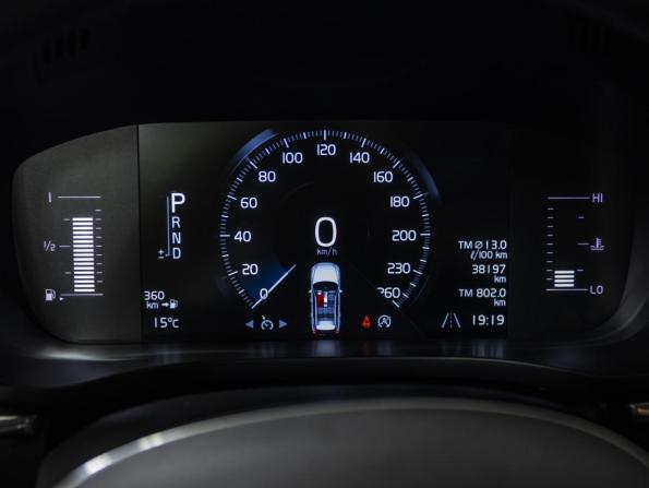 Volvo XC60 II с пробегом 2019 года, цена 3 720 000 рублей, 38200 км, внедорожник, Автокод Объявления