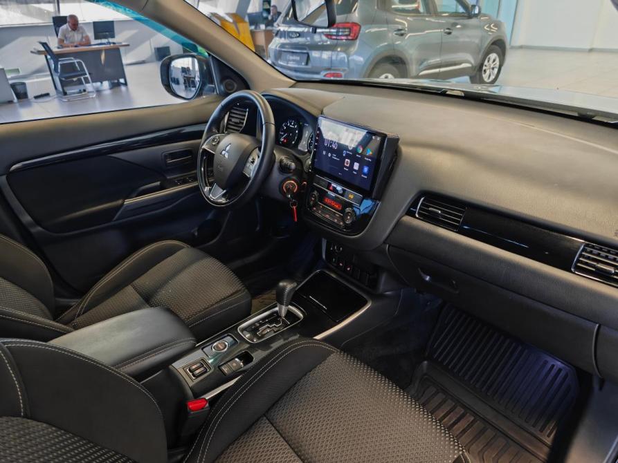 Mitsubishi Outlander III Рестайлинг 3 Санкт-Петербург  - изображение 7