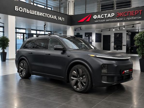 Li Auto (Lixiang) L9 I Рестайлинг с пробегом 2024 года, цена 5 799 000 рублей, 92501 км, внедорожник, Автокод Объявления