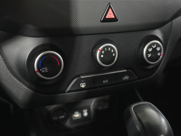Hyundai Creta I с пробегом 2019 года, цена 1 700 000 рублей, 98076 км, внедорожник, Автокод Объявления