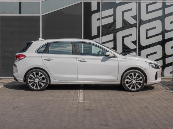 Hyundai i30 III с пробегом 2017 года, цена 1 600 000 рублей, 233661 км, хэтчбек, Автокод Объявления