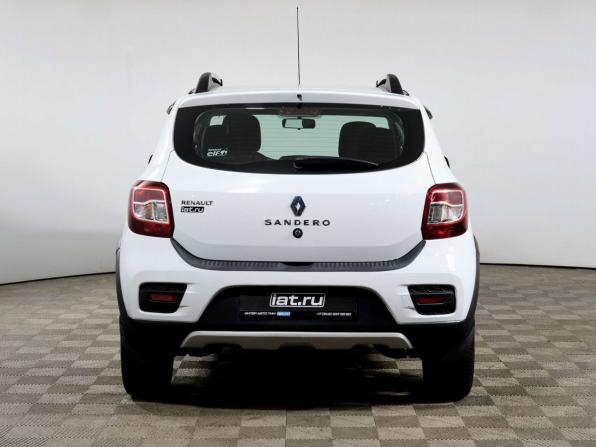 Renault Sandero II Рестайлинг с пробегом 2018 года, цена 1 048 000 рублей, 135454 км, хэтчбек, Автокод Объявления