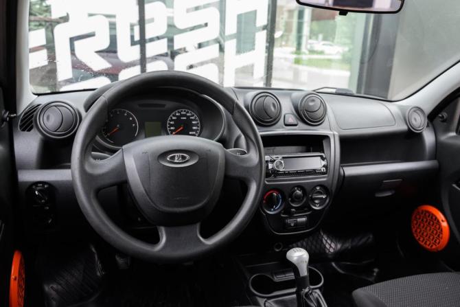 Lada (ВАЗ) Granta I с пробегом 2014 года, цена 350 000 рублей, 129954 км, лифтбек, Автокод Объявления