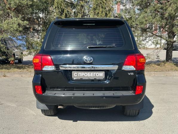 Toyota Land Cruiser 200 Series Рестайлинг 1 с пробегом 2013 года, цена 4 670 000 рублей, 94485 км, внедорожник, Автокод Объявления
