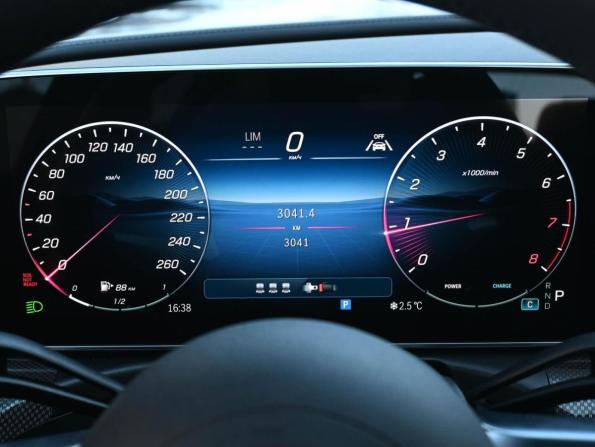 Mercedes-Benz C-Класс V (W206) с пробегом 2025 года, цена 5 649 000 рублей, 3041 км, седан, Автокод Объявления