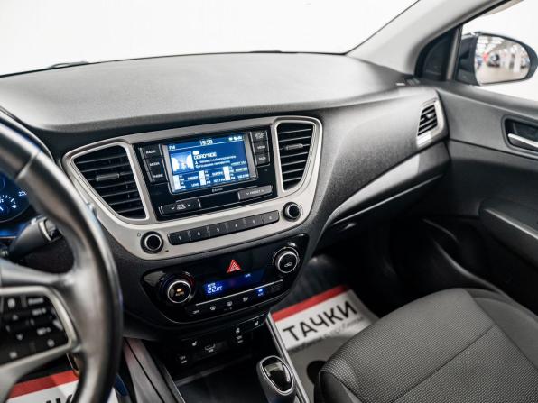 Hyundai Solaris II с пробегом 2019 года, цена 1 550 000 рублей, 74000 км, седан, Автокод Объявления