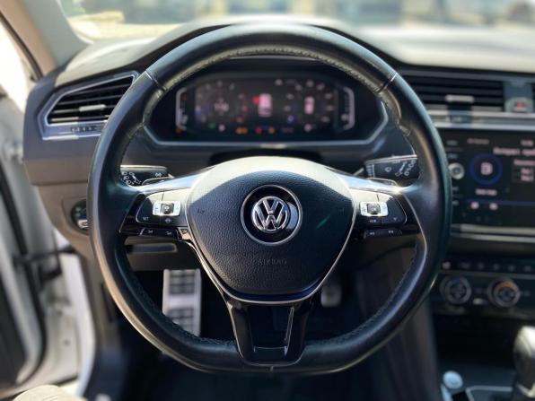 Volkswagen Tiguan II с пробегом 2019 года, цена 3 840 000 рублей, 76914 км, внедорожник, Автокод Объявления