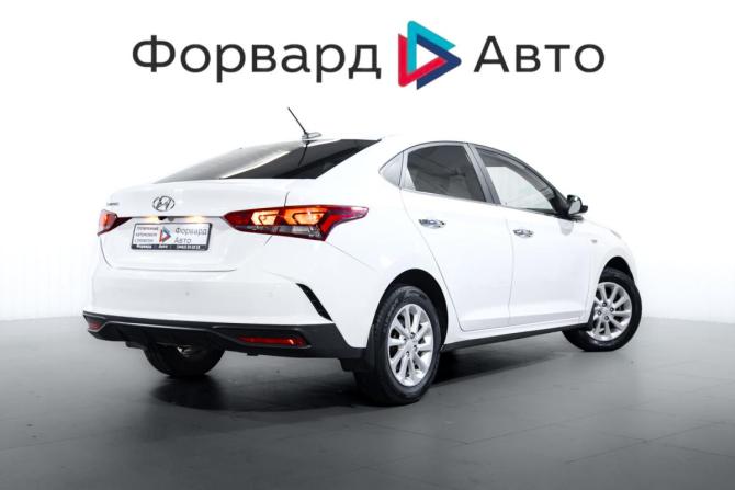 Hyundai Solaris II Рестайлинг с пробегом 2021 года, цена 1 600 000 рублей, 82653 км, седан, Автокод Объявления