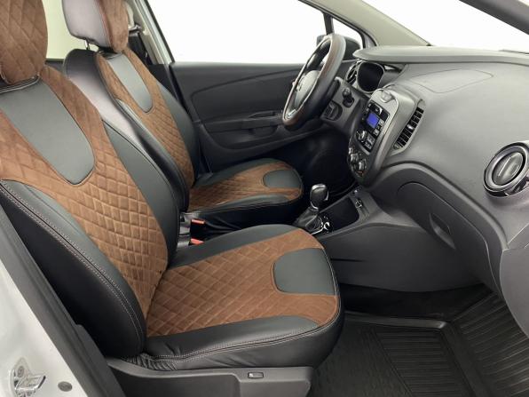 Renault Kaptur I с пробегом 2019 года, цена 1 175 000 рублей, 133270 км, внедорожник, Автокод Объявления