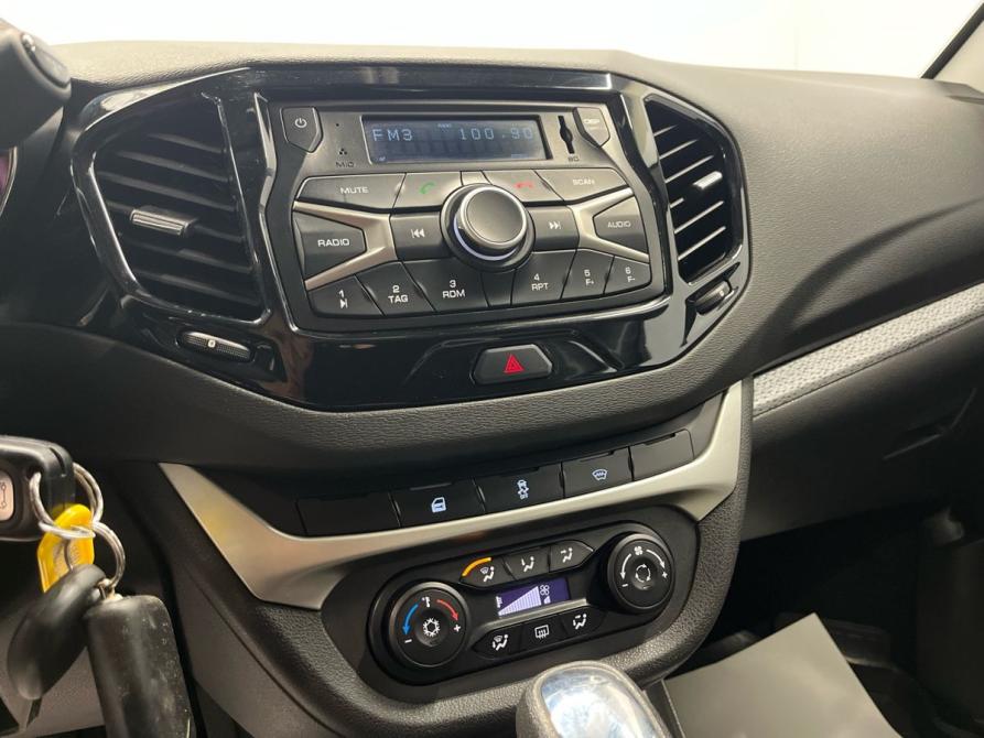 Lada (ВАЗ) Vesta I Санкт-Петербург  - изображение 13