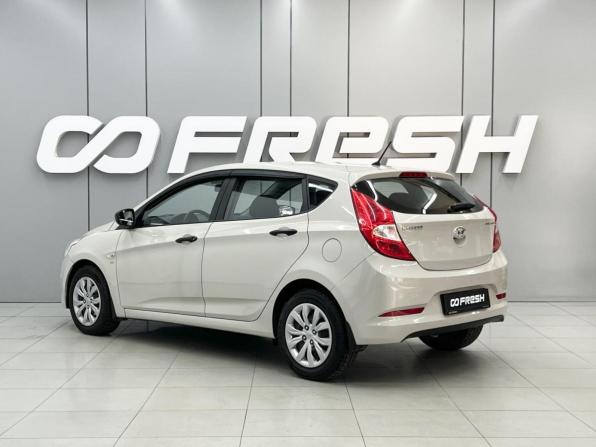 Hyundai Solaris I Рестайлинг с пробегом 2015 года, цена 1 099 000 рублей, 95605 км, хэтчбек, Автокод Объявления