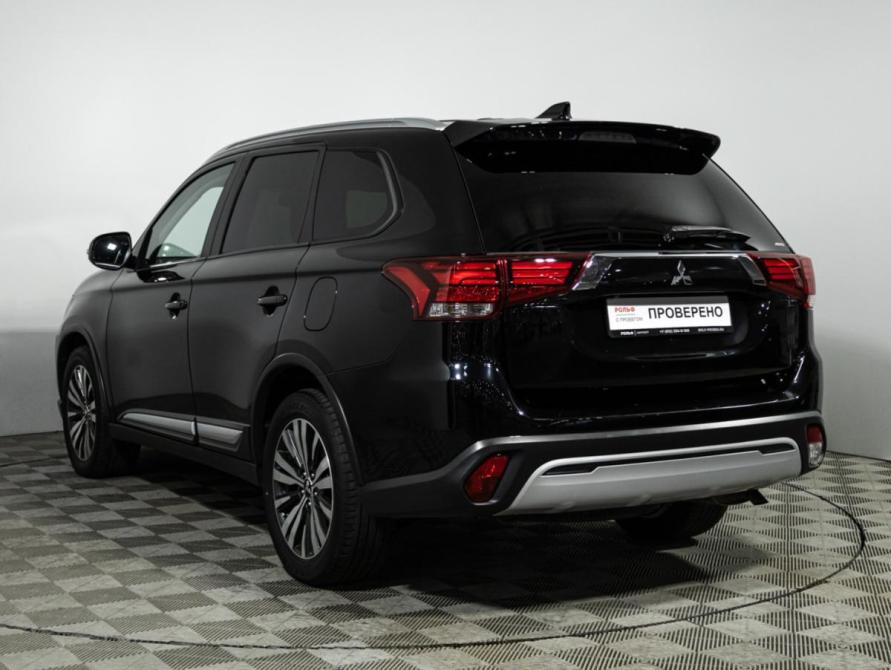 Mitsubishi Outlander III Рестайлинг 3 Санкт-Петербург  - изображение 8