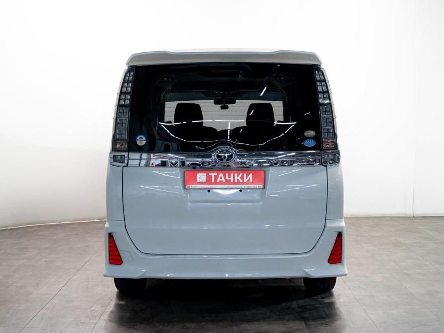 Toyota Voxy III (R80) Чита  - изображение 4