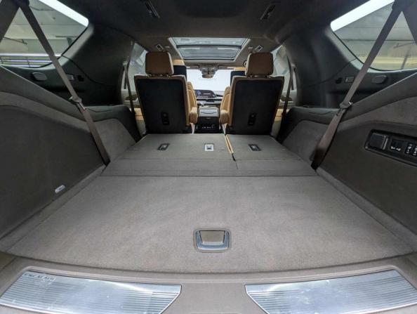 Cadillac Escalade V с пробегом 2023 года, цена 11 055 000 рублей, 49107 км, внедорожник, Автокод Объявления