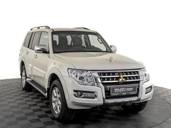 Mitsubishi Pajero IV Рестайлинг 2 с пробегом 2021 года, цена 4 350 000 рублей, 30244 км, внедорожник, Автокод Объявления