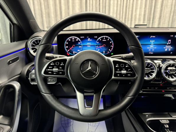 Mercedes-Benz A-Класс IV (W177) с пробегом 2022 года, цена 3 060 000 рублей, 32396 км, хэтчбек, Автокод Объявления