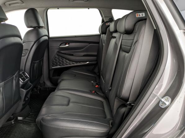 Hyundai Santa Fe IV с пробегом 2019 года, цена 3 350 000 рублей, 64745 км, внедорожник, Автокод Объявления