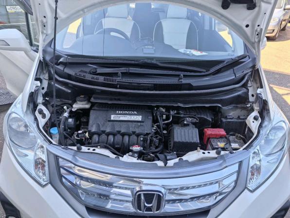 Honda Freed I Рестайлинг с пробегом 2011 года, цена 1 170 000 рублей, 117355 км, компактвэн, Автокод Объявления