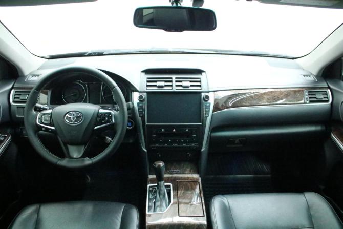 Toyota Camry VII (XV50) Рестайлинг 2 с пробегом 2017 года, цена 2 200 000 рублей, 112322 км, седан, Автокод Объявления