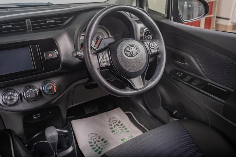 Toyota Vitz III (XP130) Рестайлинг 2 Томск  - изображение 9