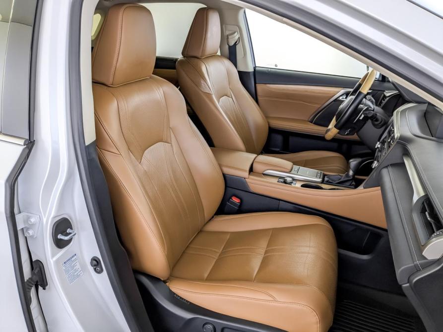 Lexus RX IV Рестайлинг Москва  - изображение 24