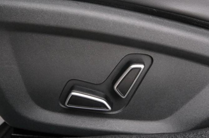 Changan UNI-V I с пробегом 2022 года, цена 2 239 000 рублей, 54000 км, лифтбек, Автокод Объявления