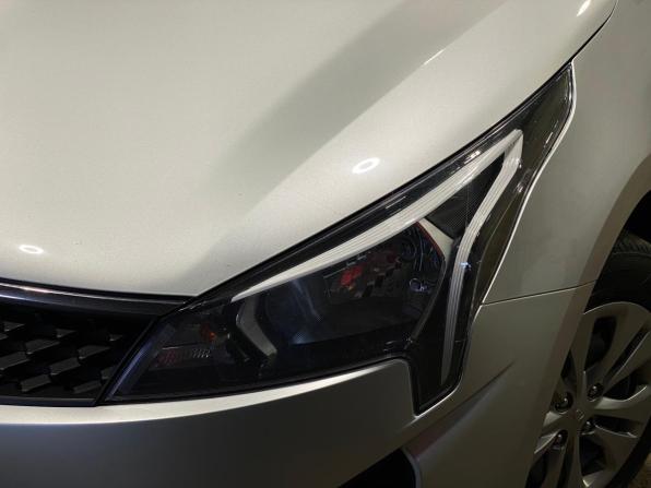 Kia Rio IV Рестайлинг с пробегом 2021 года, цена 1 549 000 рублей, 51318 км, седан, Автокод Объявления