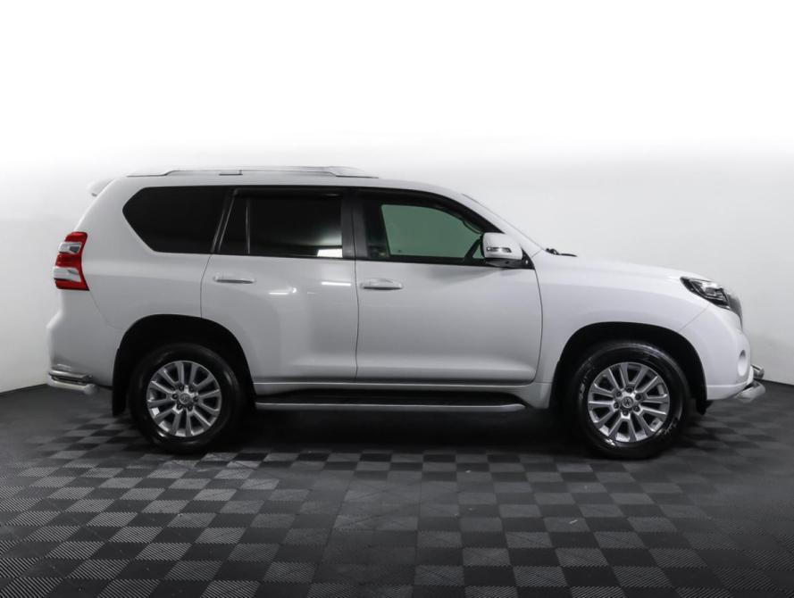 Toyota Land Cruiser Prado 150 Series Рестайлинг 1 Москва  - изображение 4