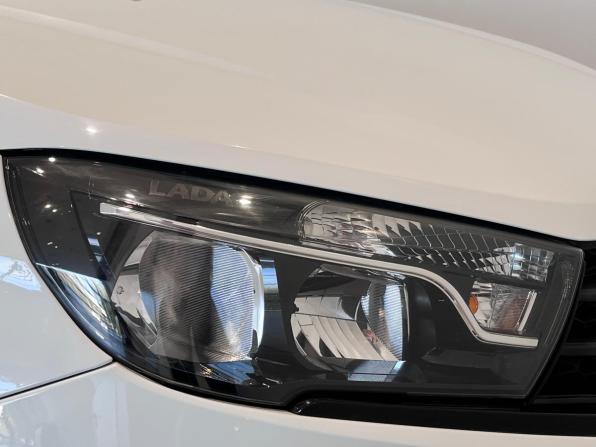 Lada (ВАЗ) Vesta I с пробегом 2019 года, цена 915 000 рублей, 71000 км, седан, Автокод Объявления