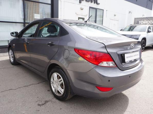 Hyundai Solaris I с пробегом 2014 года, цена 560 000 рублей, 321863 км, седан, Автокод Объявления