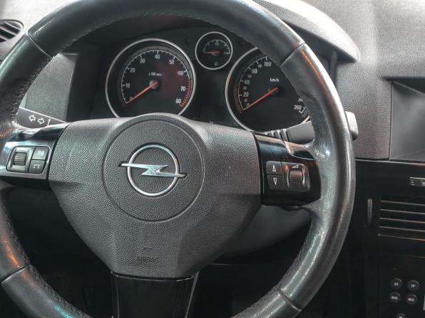 Opel Astra H Рестайлинг с пробегом 2010 года, цена 649 900 рублей, 260000 км, универсал, Автокод Объявления
