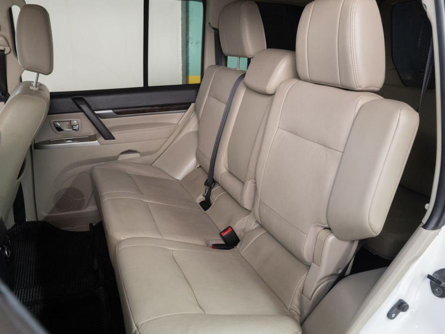 Mitsubishi Pajero IV Рестайлинг 2 Тюмень  - изображение 16