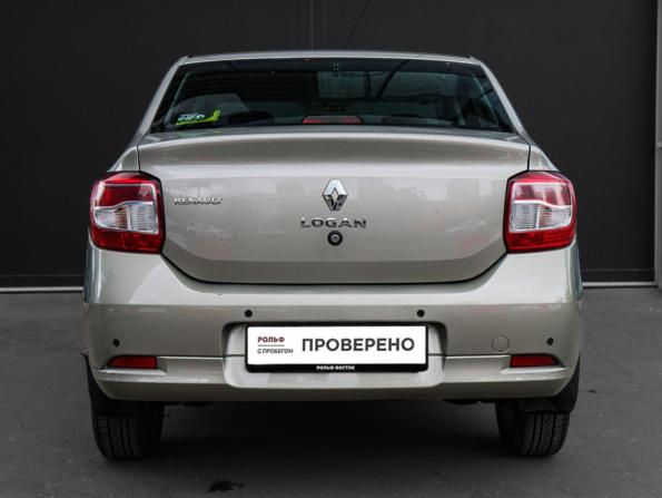 Renault Logan II с пробегом 2015 года, цена 800 000 рублей, 34600 км, седан, Автокод Объявления