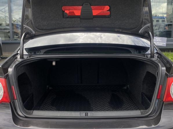 Volkswagen Passat B6 с пробегом 2009 года, цена 649 000 рублей, 245535 км, седан, Автокод Объявления