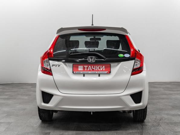 Honda Fit III с пробегом 2014 года, цена 700 000 рублей, 171326 км, хэтчбек, Автокод Объявления