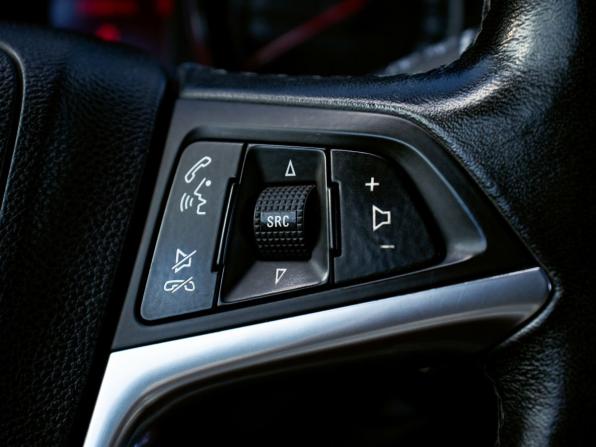 Opel Astra J с пробегом 2011 года, цена 715 000 рублей, 152519 км, хэтчбек, Автокод Объявления