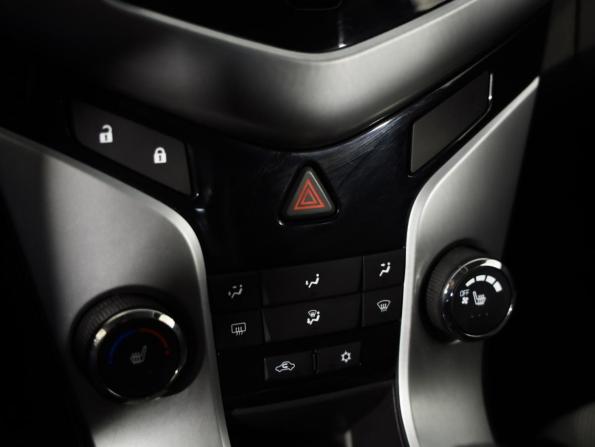 Chevrolet Cruze I Рестайлинг с пробегом 2012 года, цена 849 000 рублей, 105396 км, хэтчбек, Автокод Объявления