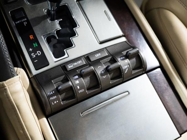 Lexus LX III с пробегом 2010 года, цена 3 620 000 рублей, 217973 км, внедорожник, Автокод Объявления