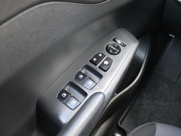 Hyundai Solaris II Рестайлинг с пробегом 2021 года, цена 1 799 000 рублей, 20567 км, седан, Автокод Объявления