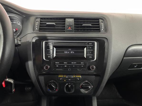 Volkswagen Jetta VI Рестайлинг с пробегом 2015 года, цена 888 000 рублей, 183671 км, седан, Автокод Объявления