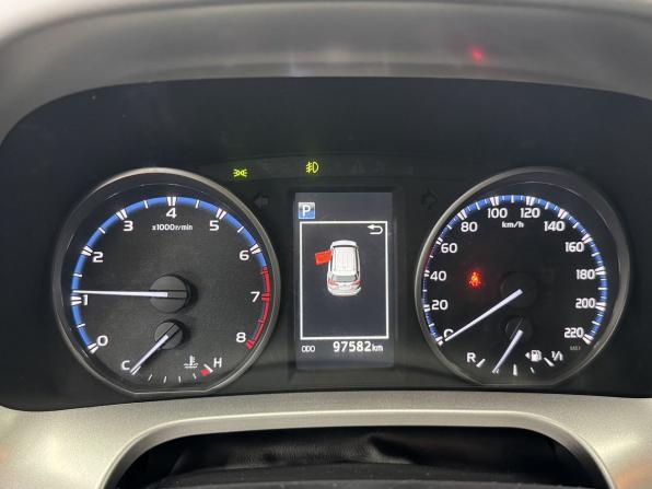 Toyota RAV4 IV (XA40) Рестайлинг с пробегом 2017 года, цена 2 440 000 рублей, 97581 км, внедорожник, Автокод Объявления