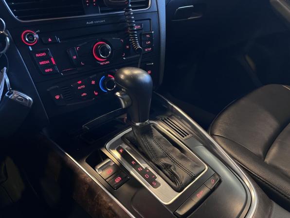 Audi Q5 I (8R) с пробегом 2011 года, цена 1 920 000 рублей, 157634 км, внедорожник, Автокод Объявления