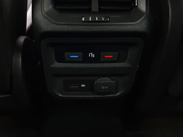 Volkswagen Tiguan II с пробегом 2018 года, цена 2 399 000 рублей, 192718 км, внедорожник, Автокод Объявления