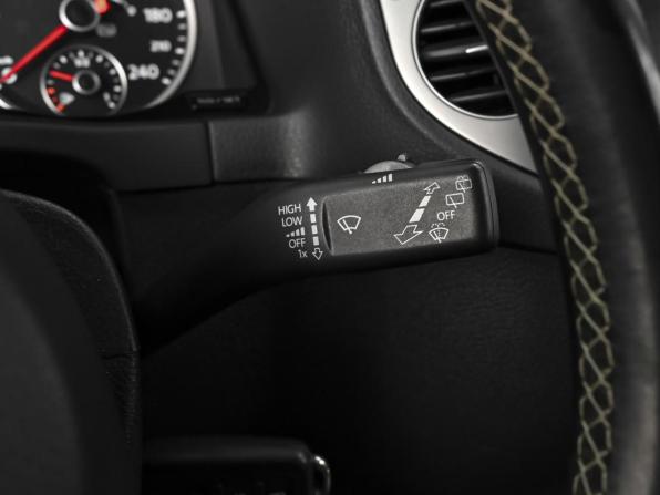 Volkswagen Tiguan I Рестайлинг с пробегом 2016 года, цена 1 790 000 рублей, 137092 км, внедорожник, Автокод Объявления