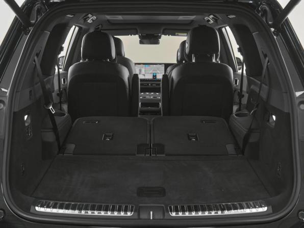 Li Auto (Lixiang) L9 I Рестайлинг с пробегом 2025 года, цена 8 999 000 рублей, 75 км, внедорожник, Автокод Объявления
