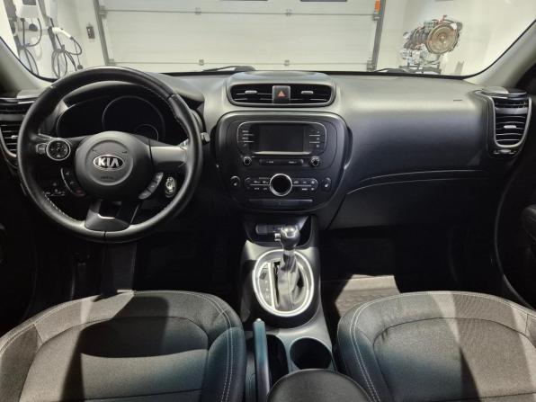 Kia Soul II Рестайлинг с пробегом 2018 года, цена 1 649 000 рублей, 51110 км, хэтчбек, Автокод Объявления