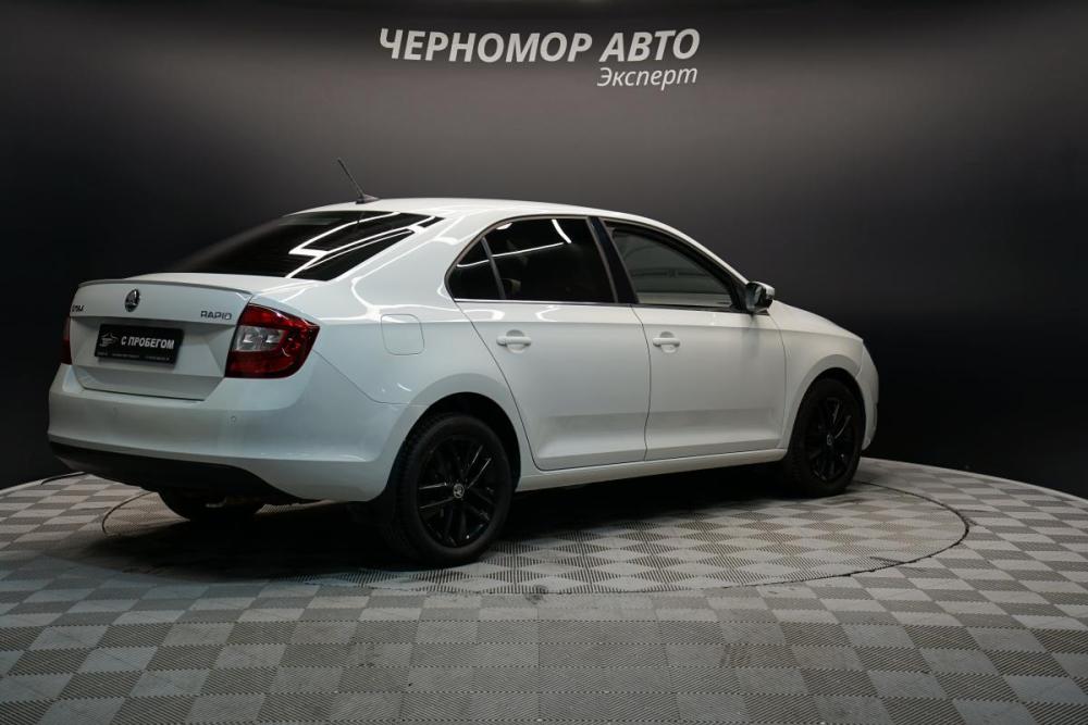 Skoda Rapid I Рестайлинг Крым  - изображение 5